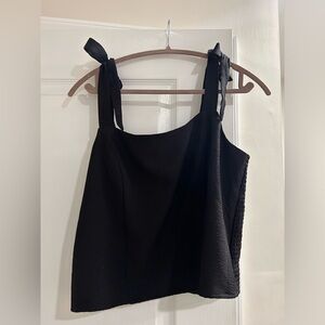 Old navy blouse never worn